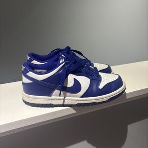 Nike Kids Sneakers in Blue and White